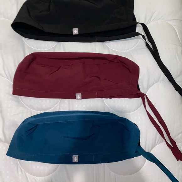 Figs Scrub Caps - Picture 3 of 5